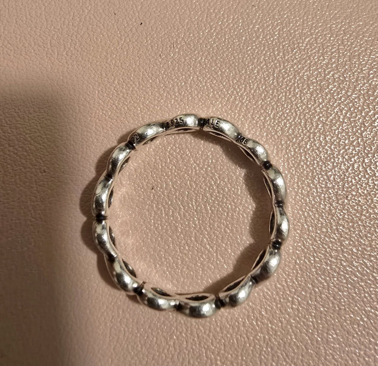 Серебряное кольцо