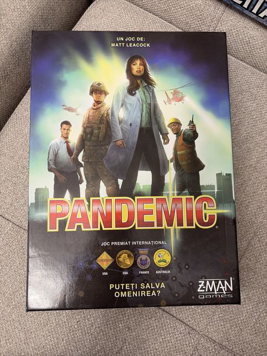 Vand joc de societate Pandemic