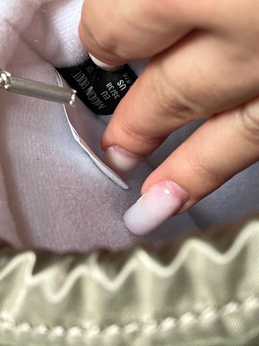 Moon boot icon glance-platinum