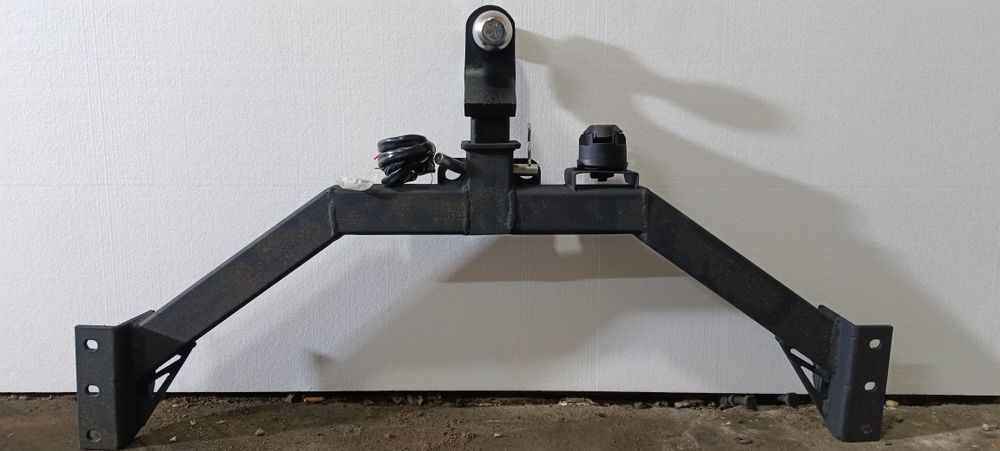 Фаркоп Монтеро спорт 1 поколение