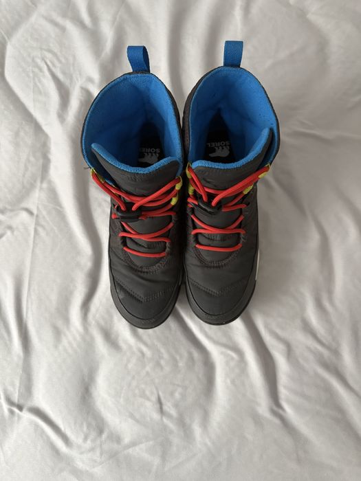 Vand ghete Sorel marimea 35