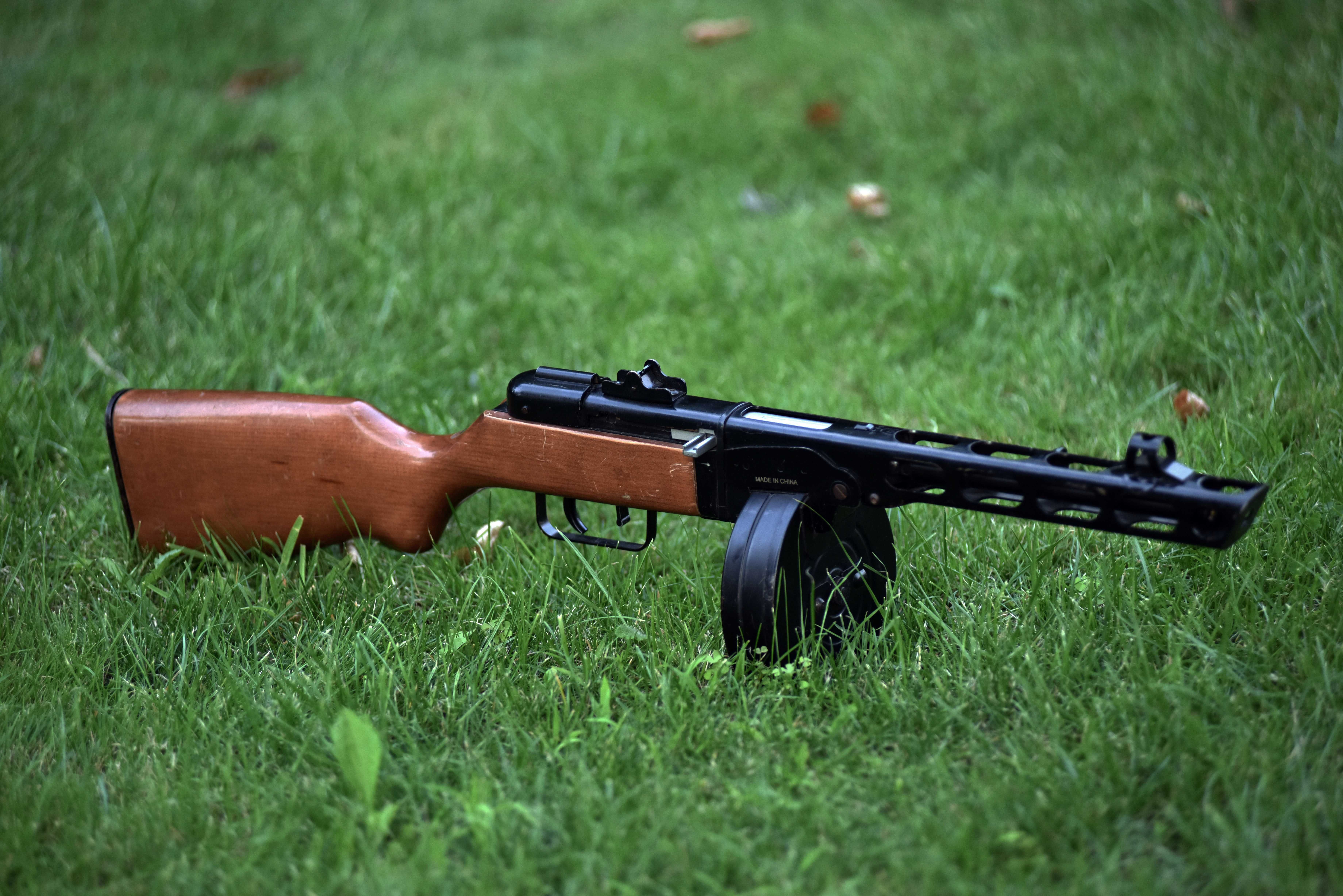 Replica / arma airsoft PPSH, de la S&T, metal + lemn