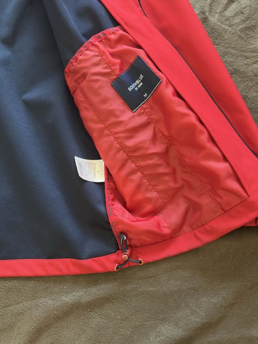 Ессено-зимно яке South Blue.