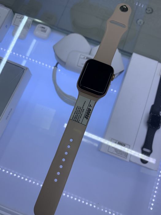 Apple watch se 1 40mm в магазине реал ауэзова 32