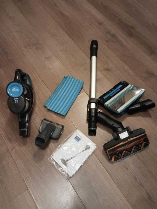 Вертикална прахосмукачка Philips SpeedPro Aqua 3in1 FC6729/01