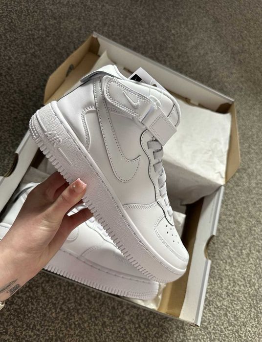 *REDUCERE* Adidasi Sport Airforce 1 Mid Triple White Unisex