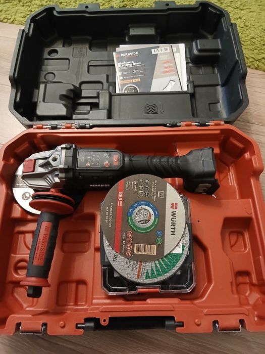Акумулаторна ъглошлайф Parkside Performance