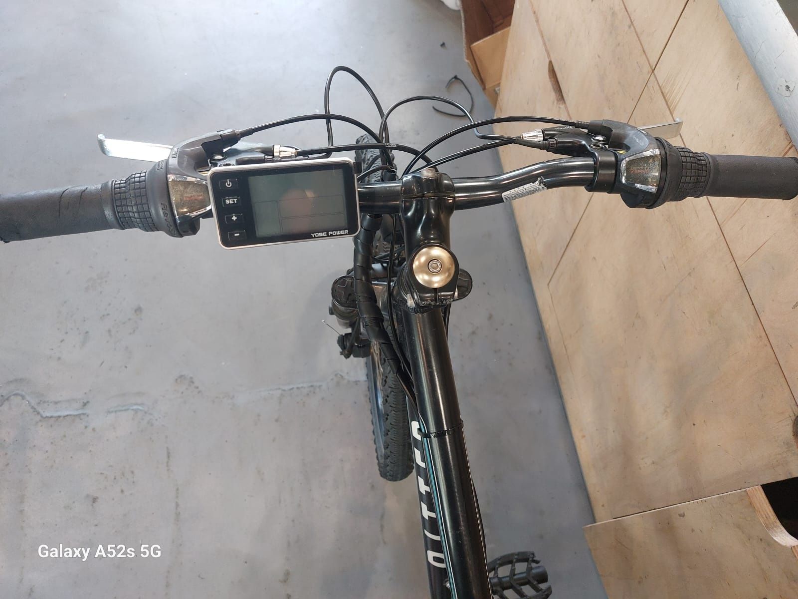 Bicicleta electrica (conversie nouă) cu roti de 24.