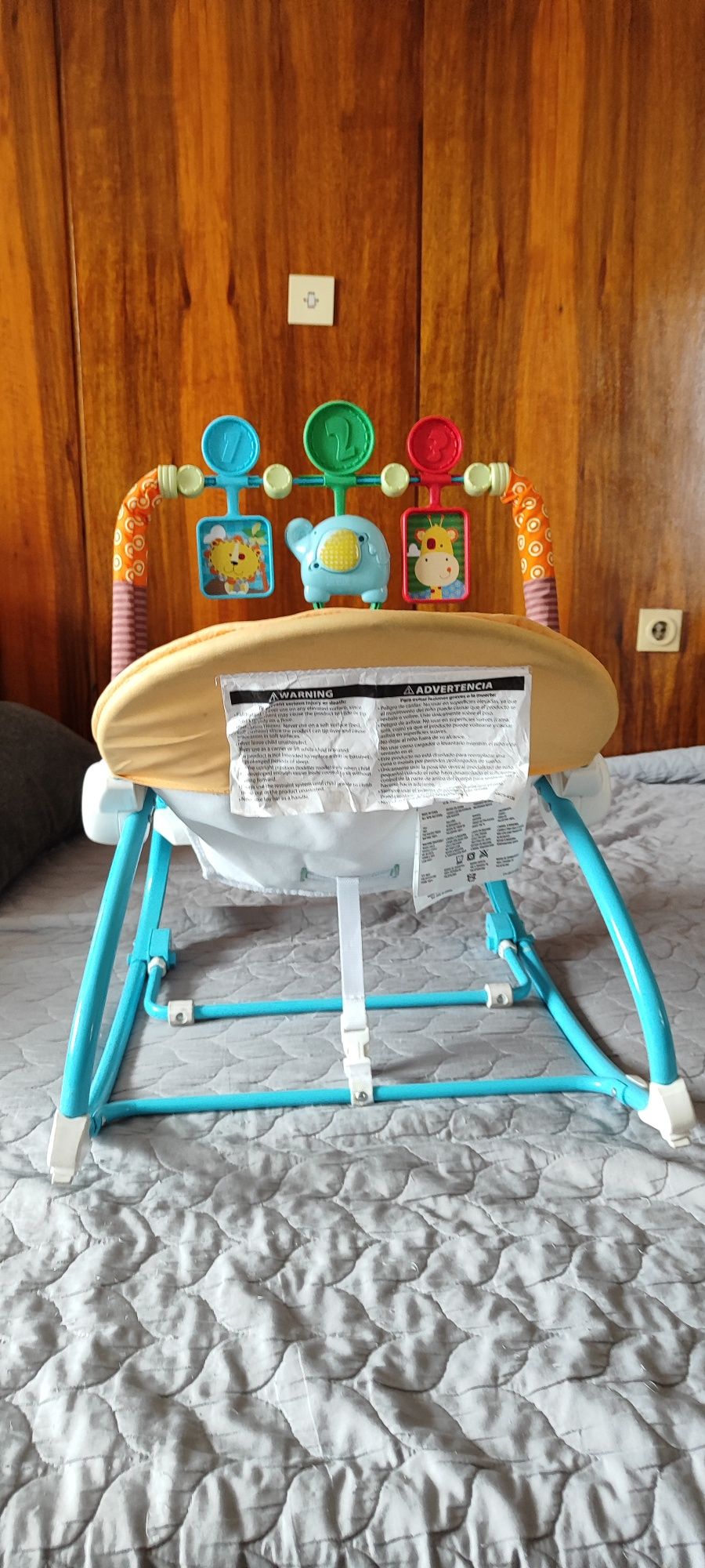 Бебешки шезлонг Fisher price