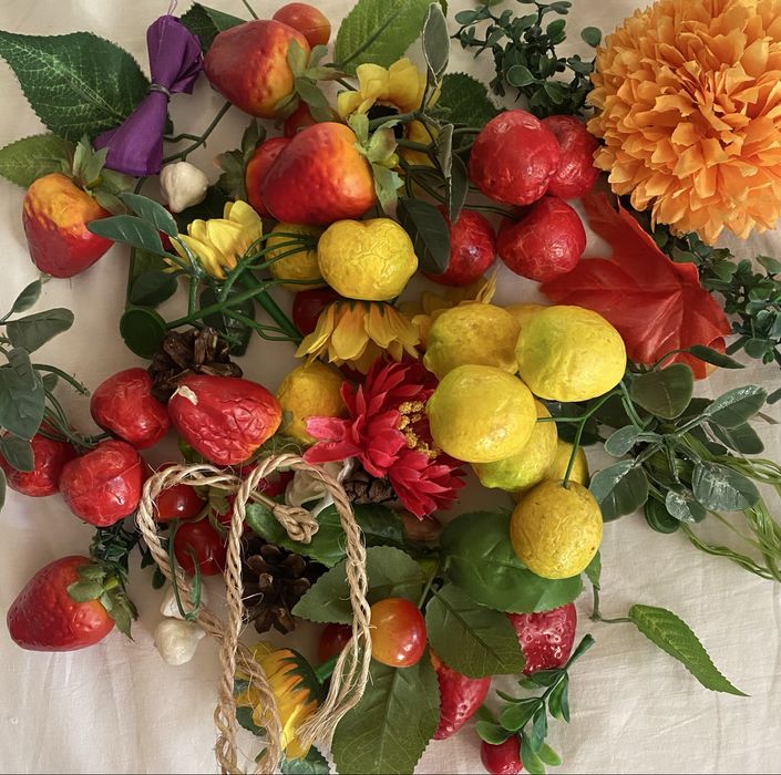 Для поделок и для шиться , разнобой ,цены разные читайте описание