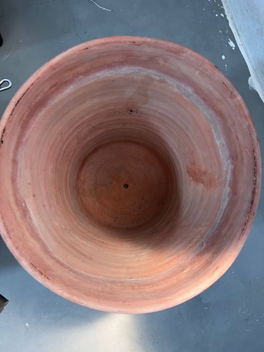 Горшок для цветов глиненный