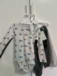 Set cu eticheta H&M