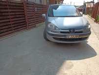 Peugeot 807 2.2 dci