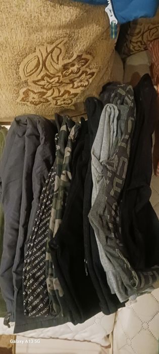 Дрехи за момче размер 128/134