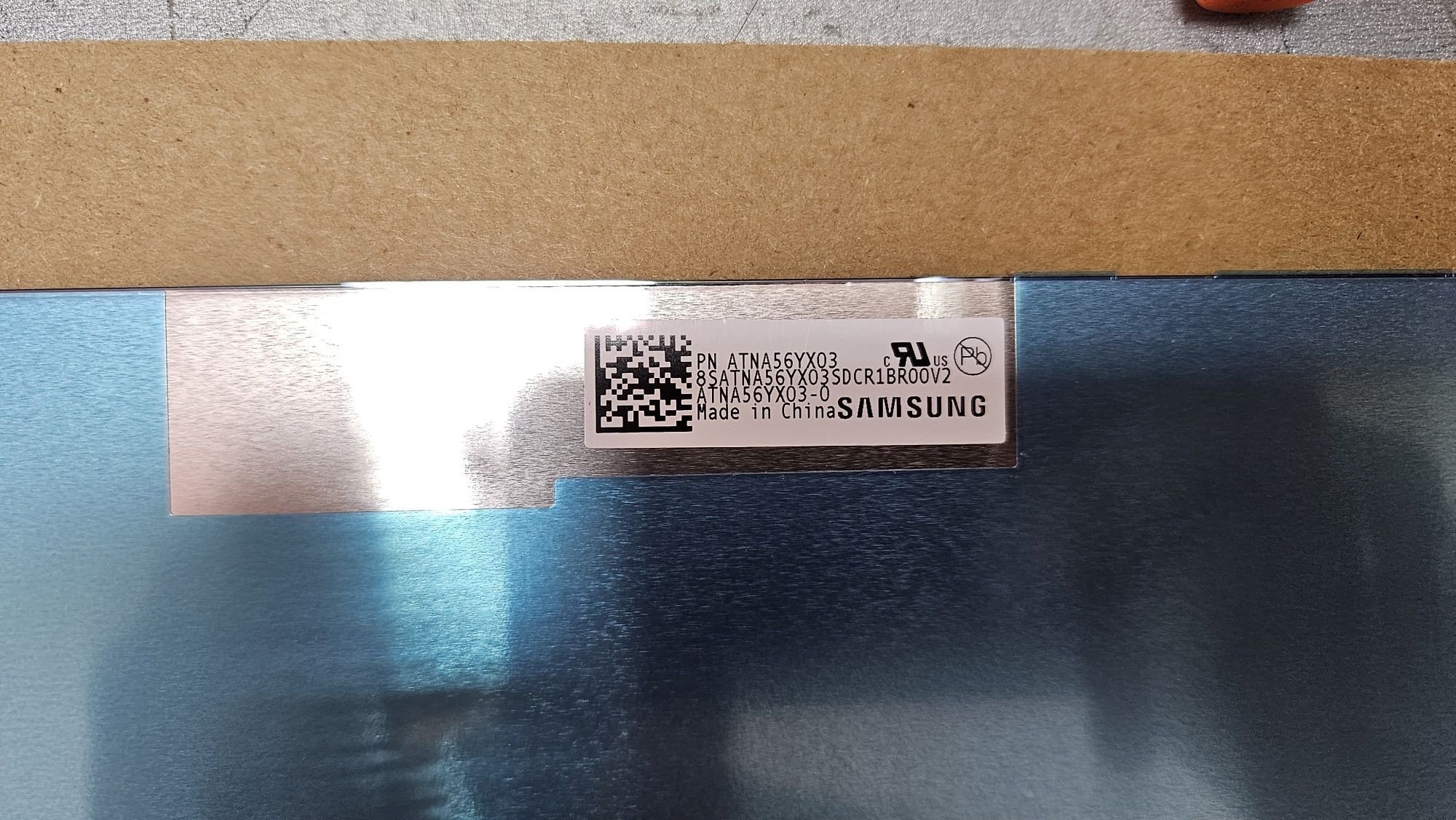 Продам OLED,IPS матрицы для ноутбуков