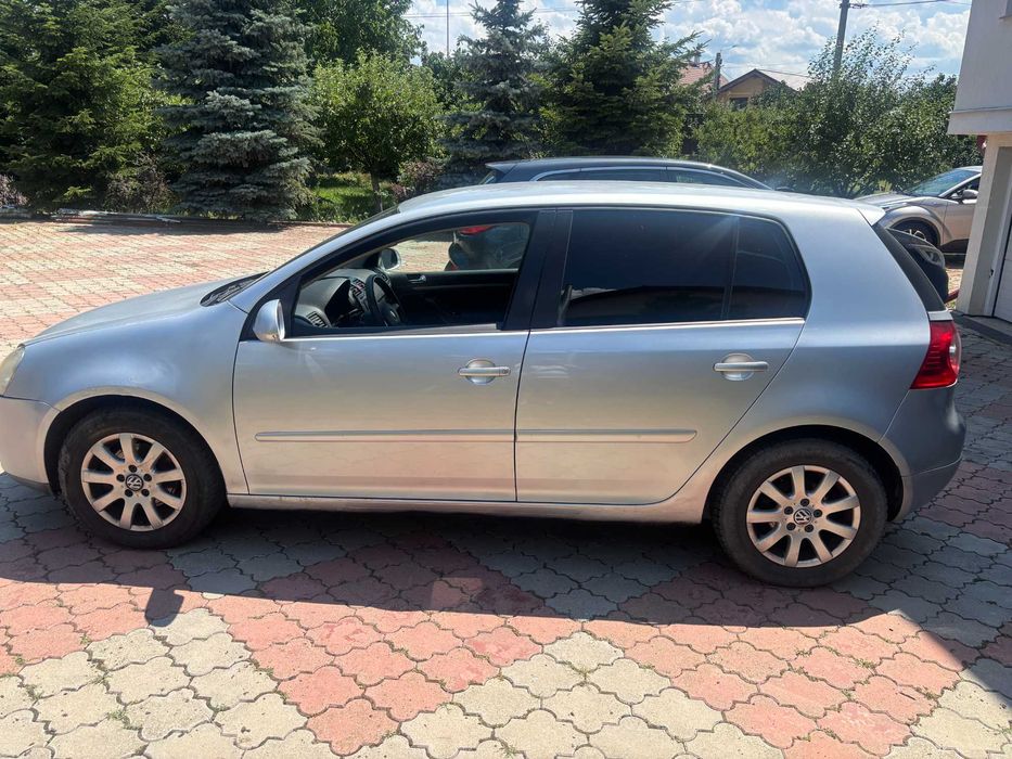 VW Golf 1,9TDI seria5