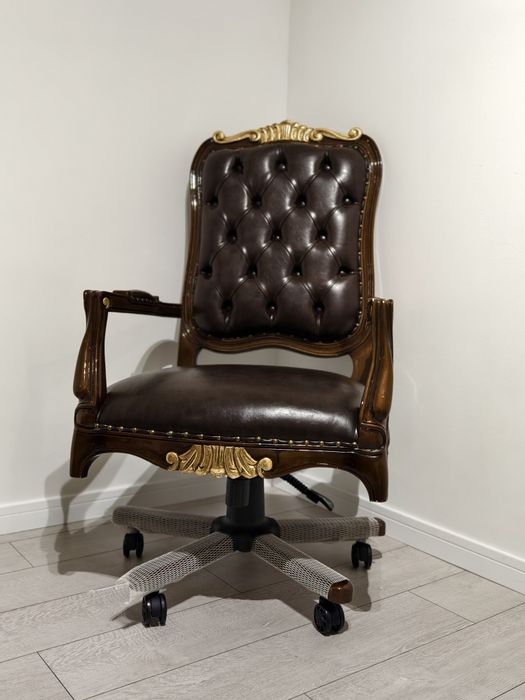 Scaun birou stil clasic – Baroc

Vâ