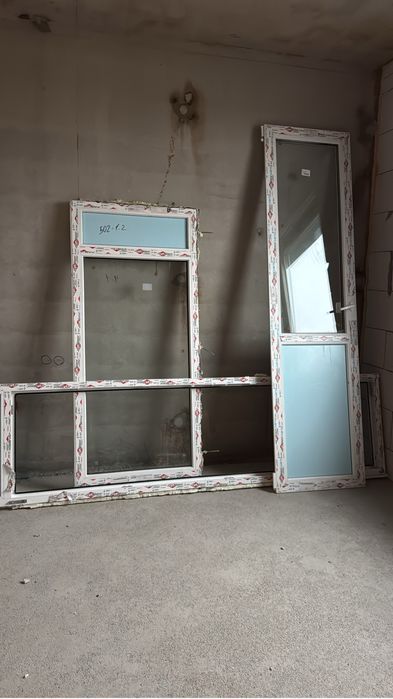 Пластиковая двери балконные