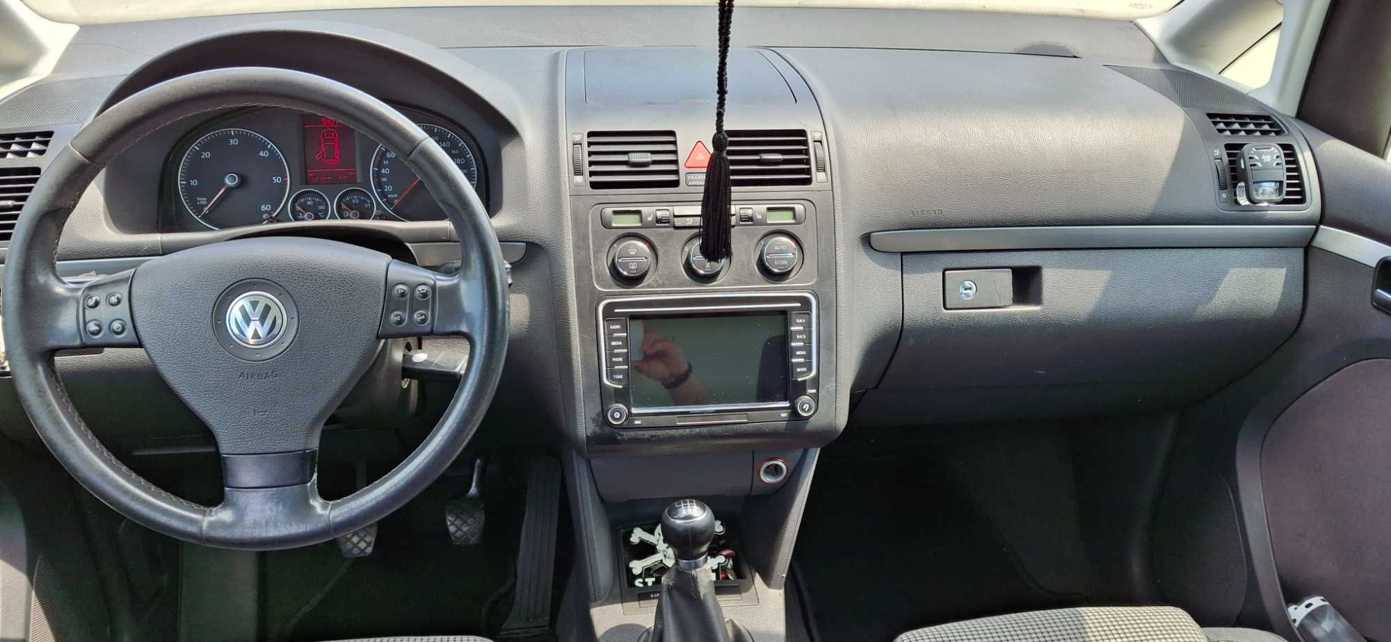 De vânzare Wolksvagen Touran 2.0 Tdi 140 Cp