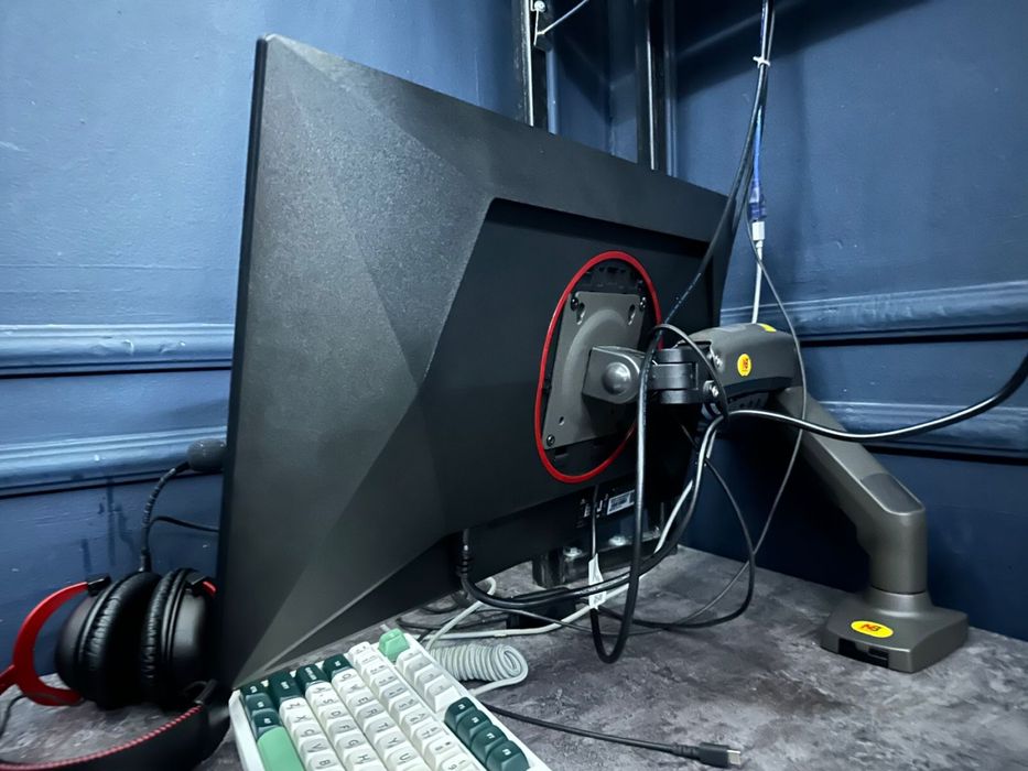 Монитор 24.5" AOC 420гц