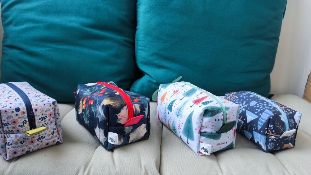 Borseta cosmetice / necessaire /pouch