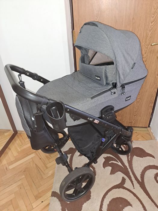 Vând cărucior 2în1 bair kiwi