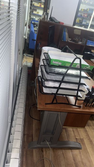 Стол рабочий,бухгалтерский