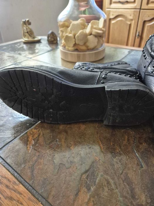 Cizme scurte Stradivarius