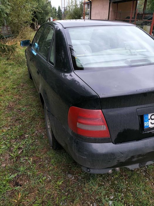 Vând  Audi A4, an 2000