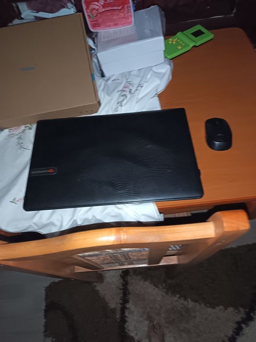 Vând laptop in stare foarte buna