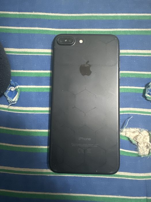 Iphone 7  plus.