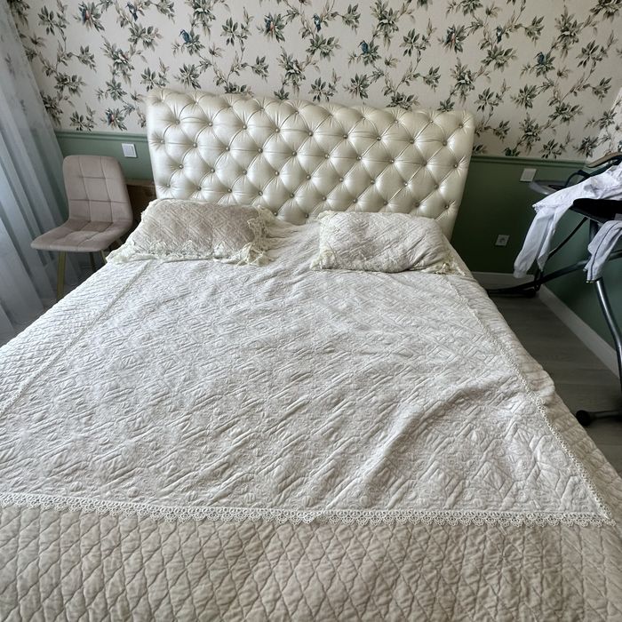 Продам кровать 180х200