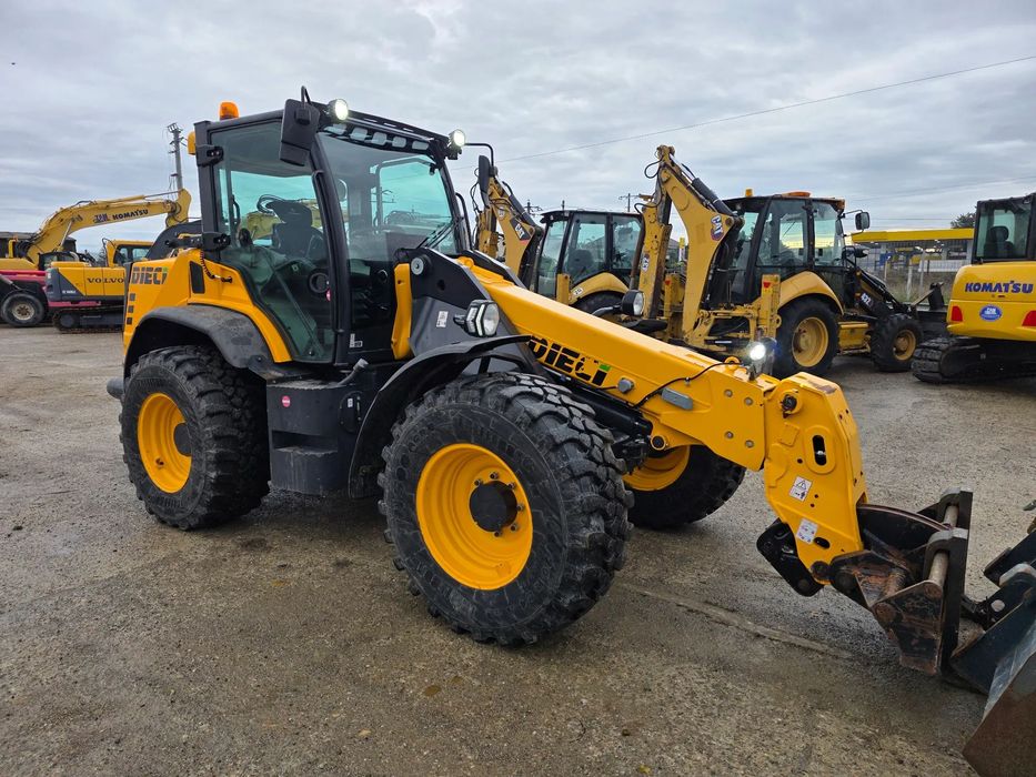 Dieci Agri pivot t80 incarcator frontal telescopic manitou merlo jcb Echipat cu cupa si furci