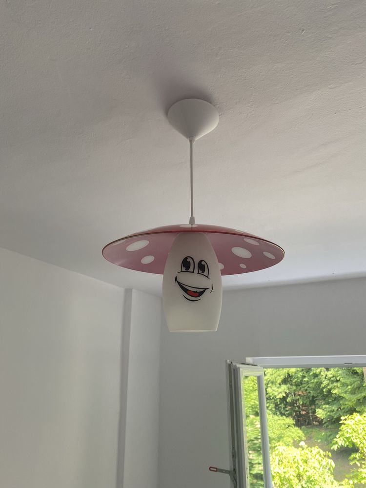 Lustră cameră copii ciupercă
