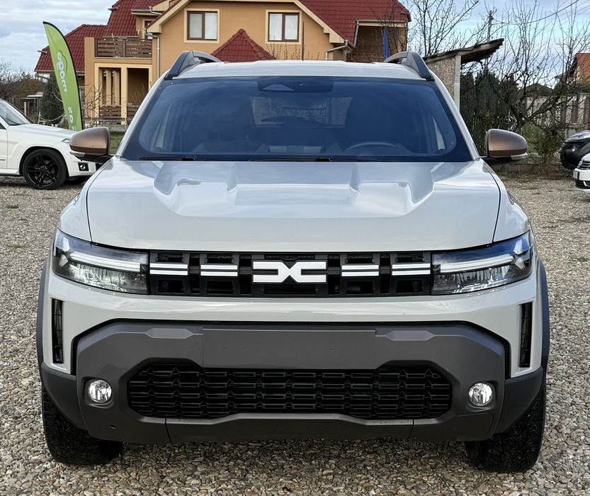 Duster 2025  Hybrid 4x4 2500 km