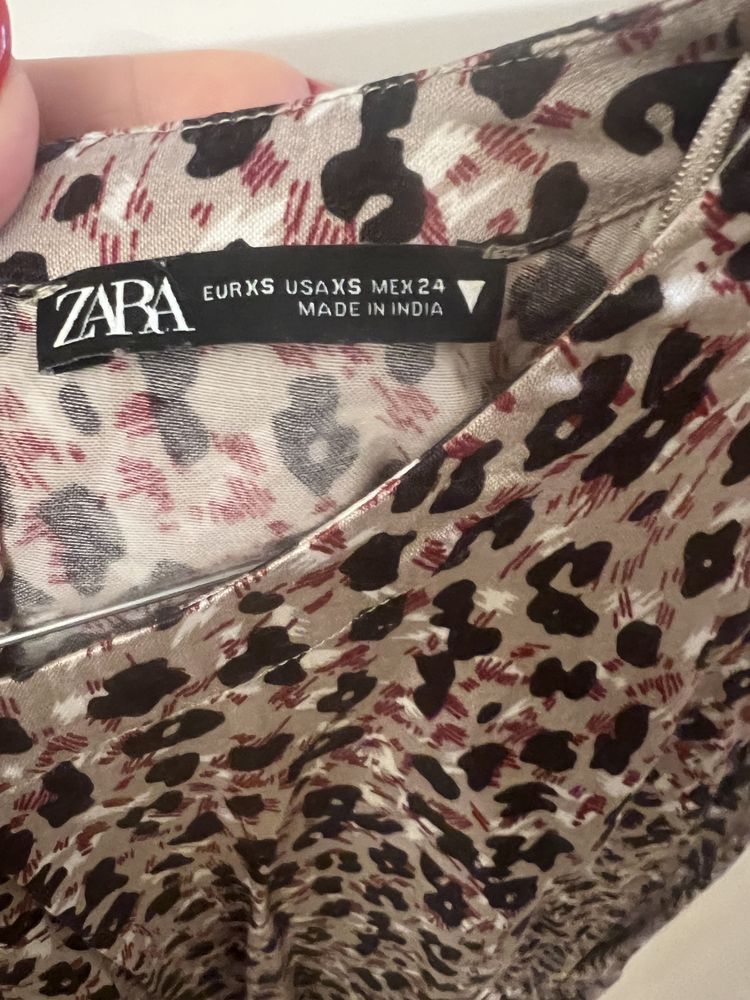 Set Zara nou cu print