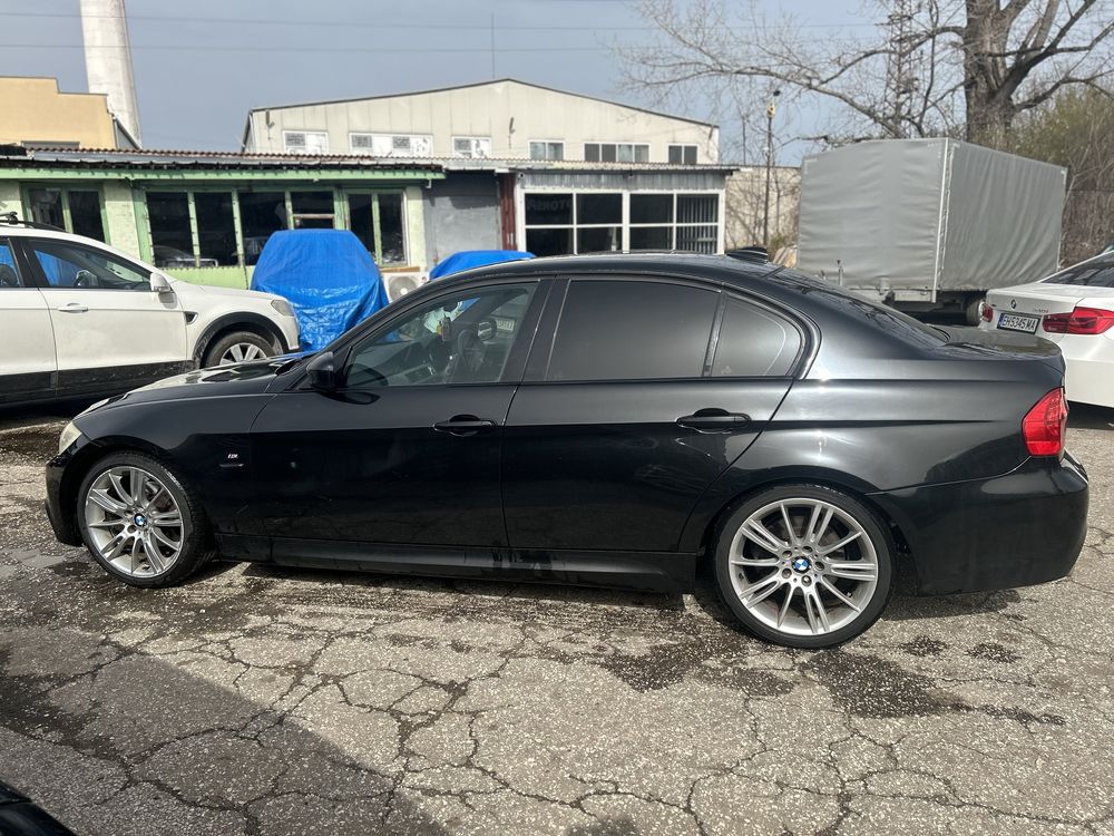 БМВ Е90 lci 320d 177hp м пакет bmw e90lci feis 177коня n47d20c