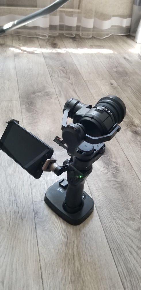 Продам видеокамеру dji osmo X5 pro