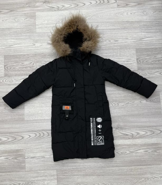 Продам зимную куртку на девочку