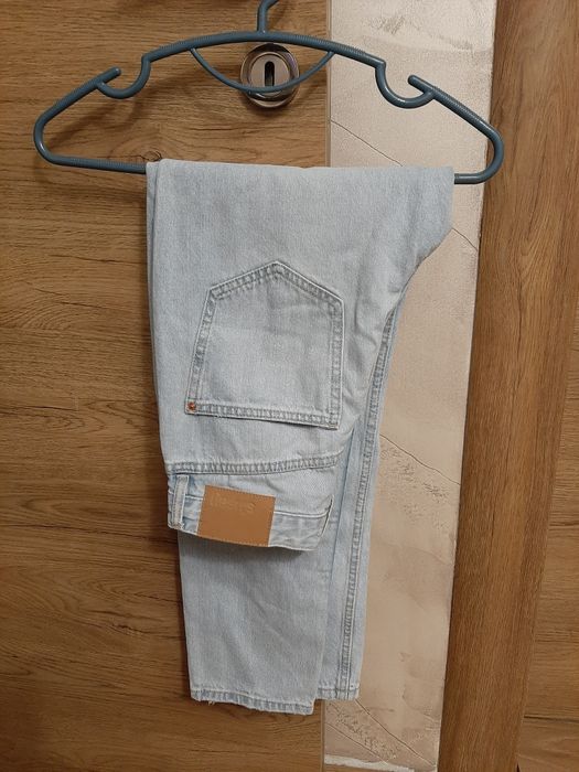 Дамски дънки и панталони