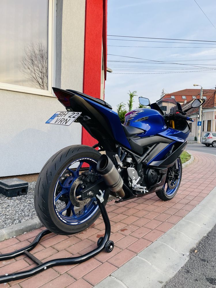 Yamaha YZF R3 A2