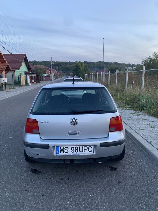 Volkswagen Golf 4