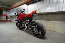 Ducati Streetfighter V2 Ducatti streetfighter v2