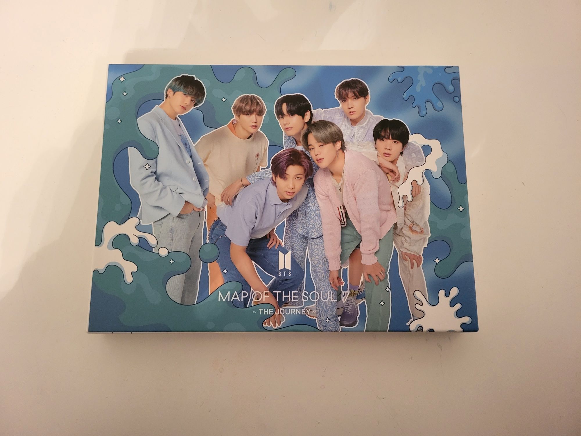 Albume și carte BTS