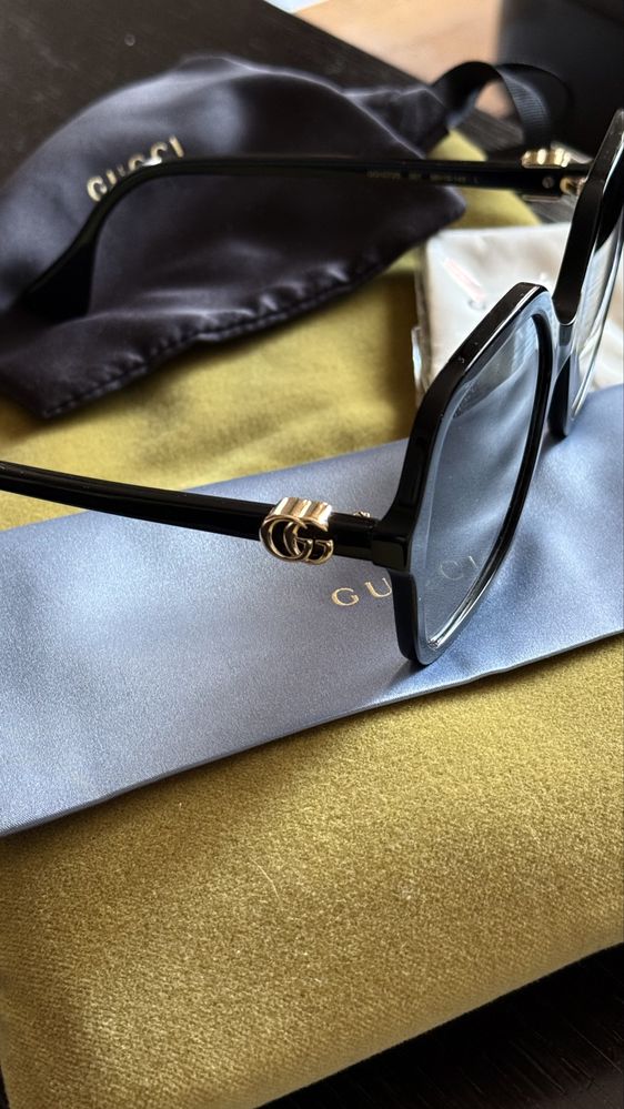 Слънчеви очила GUCCi