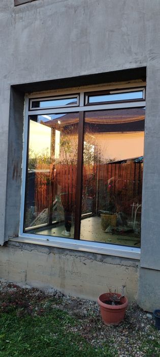 Termopane și Rulouri Exterioare