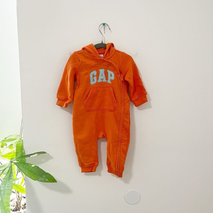 Tommy Hilfiger и Gap