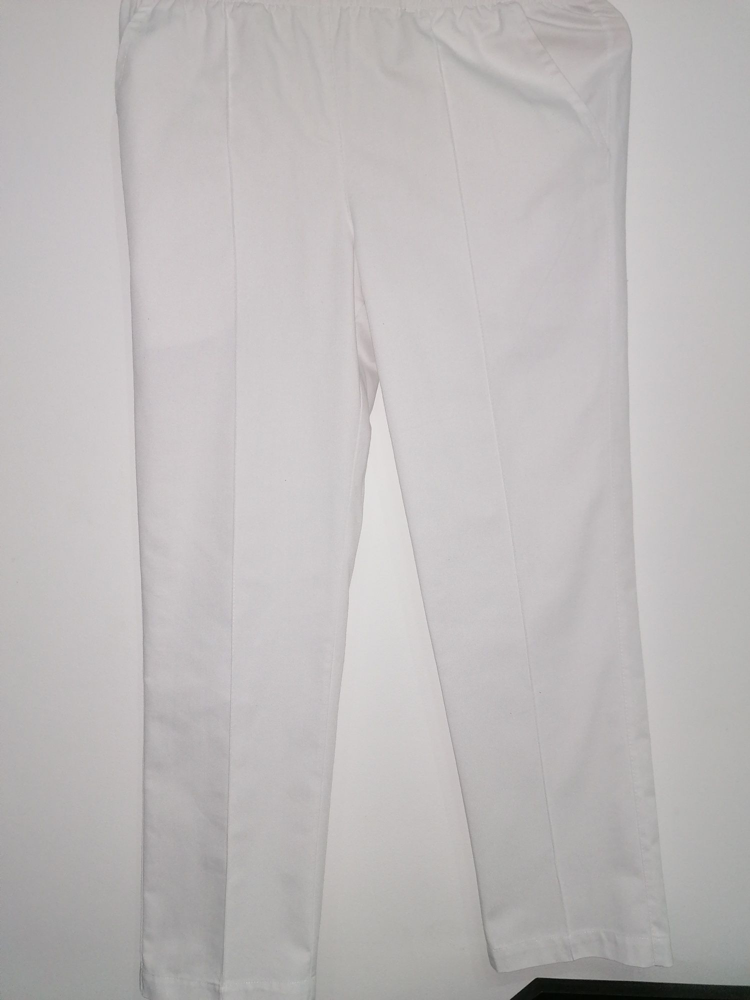 Bluza medicala tunica Inotex S, pantaloni medicali albi