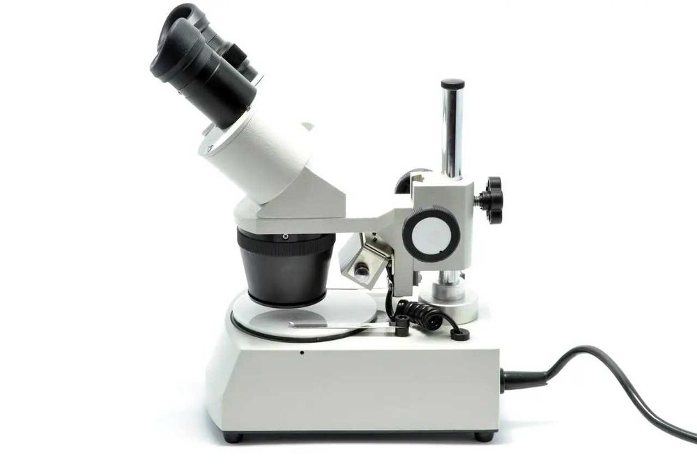 Бинокулярен микроскоп XTX-3C