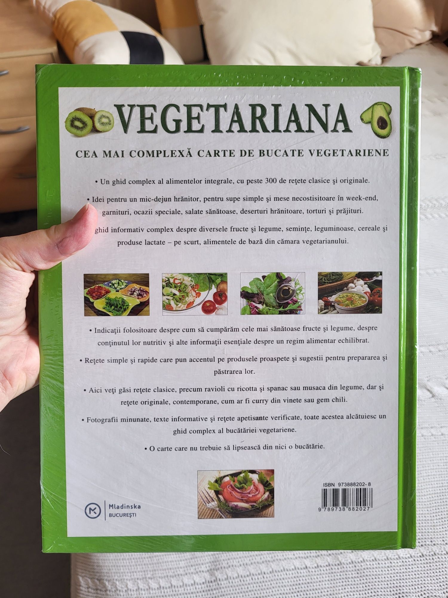 Carte de rețete pentru vegetareni nouă sigilată